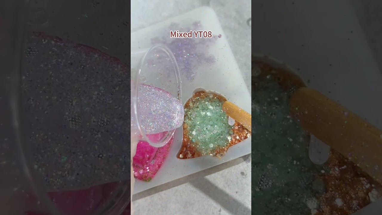 🎄 Christmas Resin Art with YT Glitter Series | Sparkly Holiday DIY #glitter #resinart #diycrafts