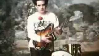 The Cure - Friday I´m in Love *Official Video*