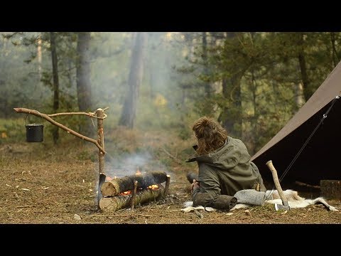BUSHCRAFT TRIP - BELOW FREEZING, CANVAS TENT, FIRE, REINDEER SKIN, FINNISH AXE etc.