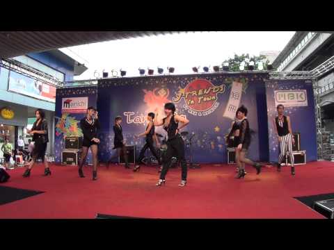 130706 TuRBow 'S' cover Nine Muses - Dolls @J-Trends in Town by MBK & Mainichi