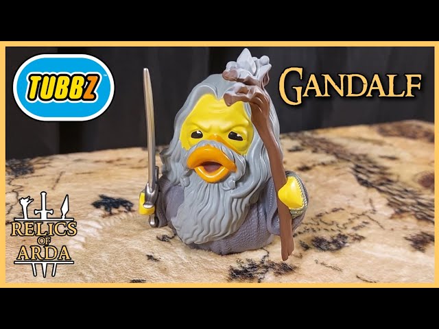 Vídeo relacionado con TUBBZ Caja Edición: Lord of The Rings - Gandalf Le Gris Figura Coleccionable de Pato de Goma Disfrazado