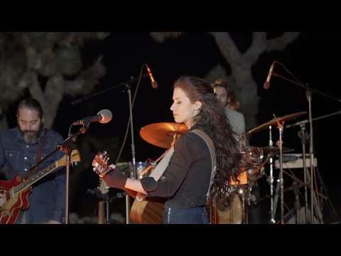 Lonesome - Mary Scholz - Live in Joshua Tree