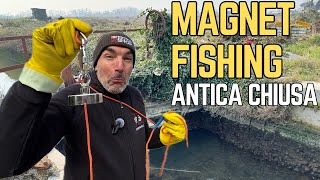 MAGNET FISHING: Guarda cosa abbiamo TROVATO nelle ANTICHE CHIUSE con un MAGNETE!