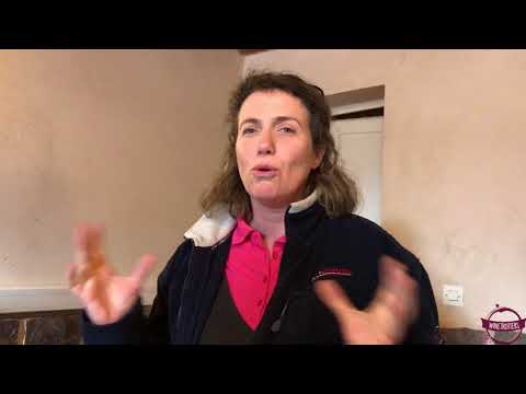 WineTrotters - C01V06 -  RHÔNE - Agnes LEVET - VIGNOBLES LEVET