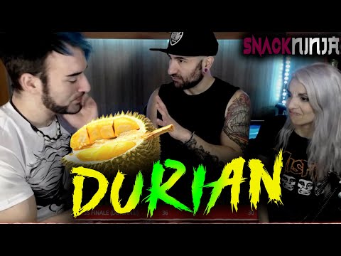 Assaggio snack cinesi e Durian con Leon Chiro e Barbiexanax | Dave Revan