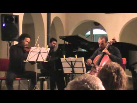 A.Piazzolla : Otono Porteno VL: Loreto Gismondi, Pf: Marco Attura, Vc : Donato Cedrone