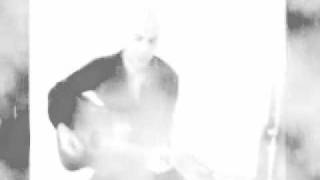 yvan Is Alone - Elle...une fille parfaite