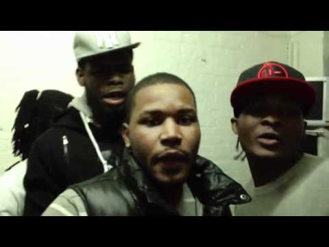 Master E chilling with the lib kolabo it's pay day