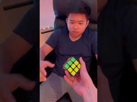 Can you solve a 2 move Rubik’s cube scramble? 🤔