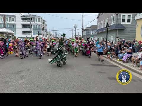 Aqua String Band "Yakety Sax" - 2025 New Year's in North Wildwood Parade