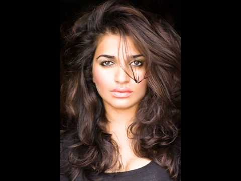 download lagu mp3 mp4 Nadia Ali Is It Love, download lagu Nadia Ali Is It Love gratis, unduh video klip Nadia Ali Is It Love