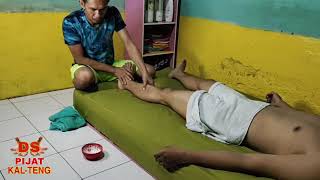 Download lagu pijat tradisional mengatasi otot kaki kaku dan keram mp3