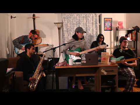 Tiny desk submission Lot 3