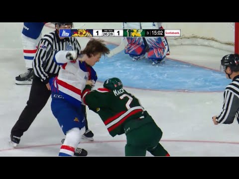 Braeden MacPhee (Halifax) VS Dylan MacKinnon (Moncton) QMJHL Fight 11/03/24