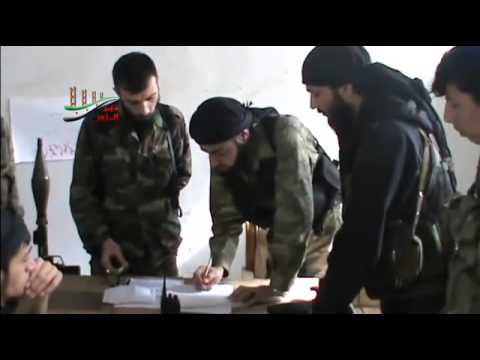 تجهيز عناصر كتيبة سرايا النصر لعملية تحرير حي الصناعة في دير الزور