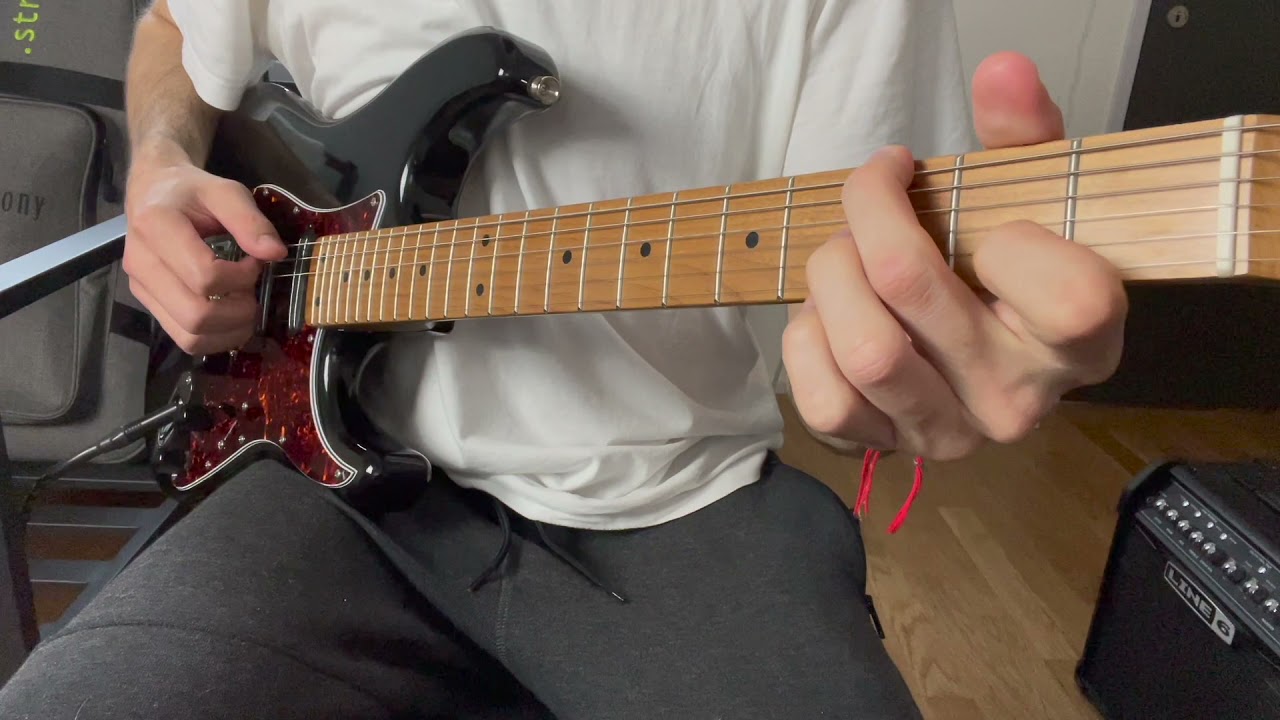 Roberto Barlocci playing Pink's Cover Me In Sunshine as a MelodyChords solo guitar arrangement
