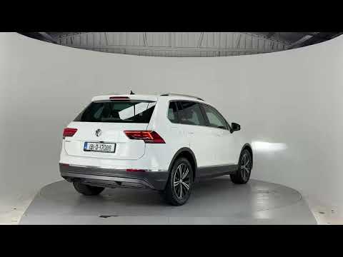 Volkswagen Tiguan HIGHLINE 2.0 TDI MANUAL 6SPEED** - Image 2