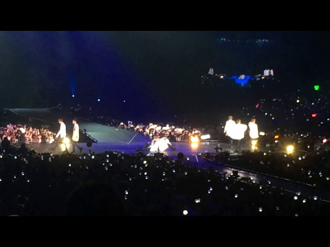 170513 SPRING DAY @ BTS WINGS TOUR in HONG KONG