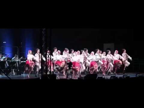 Красная Армия: оркестр, хор и танцоры-Armata Rossa:orchestra, coro e ballerini.