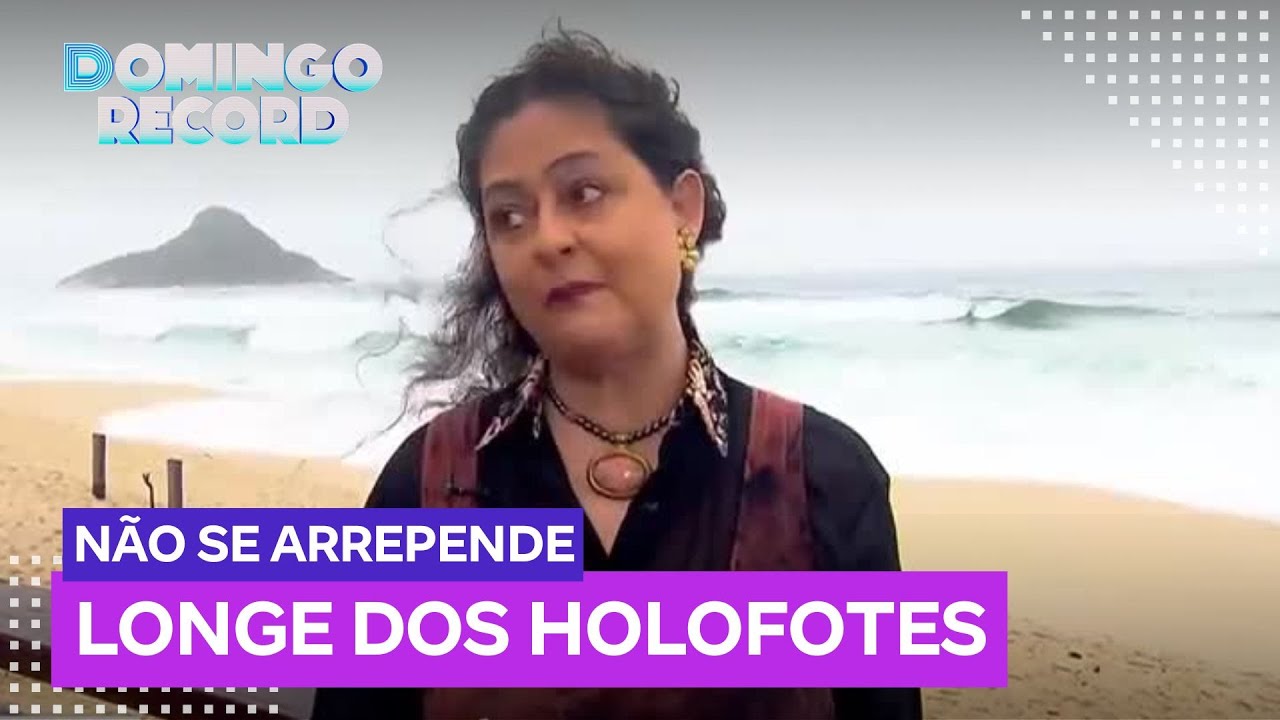 Simone Carvalho comenta carreira como atriz e dá detalhes sobre relacionamento com Pelé