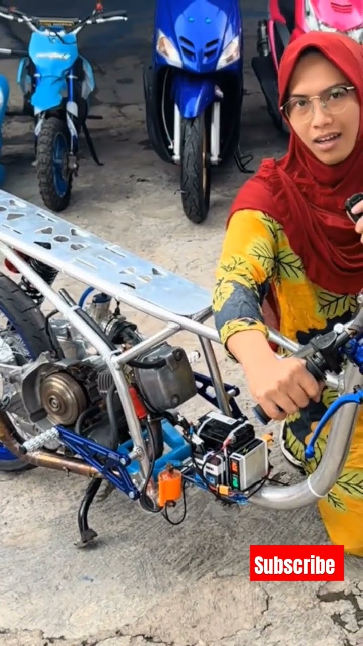 Emak keren banget tes suara motor drag-nya! Suaranya bikin merinding! 🔥🏍️