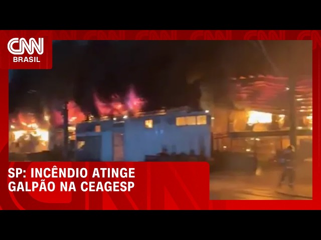 Incêndio atinge mais de 25 moradias em comunidade na zona Norte de SP
