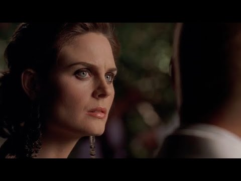 Bones 4x09 - Jared kisses Brennan