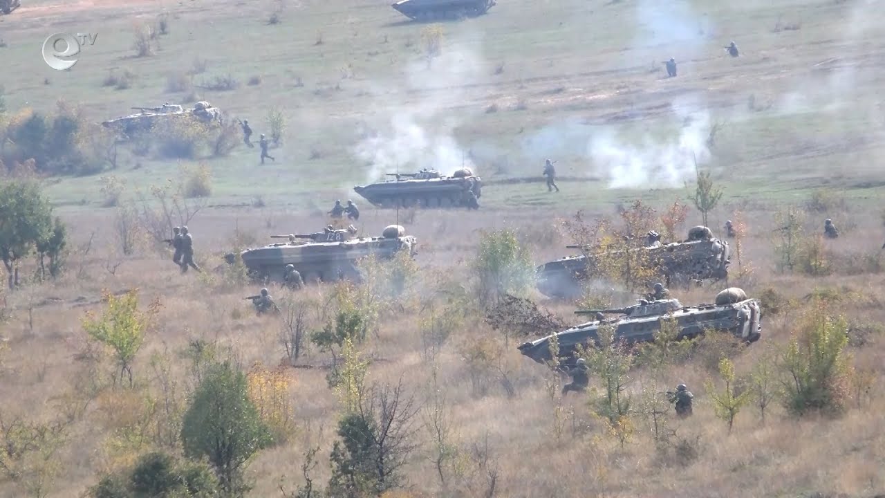 Тежка военна техника минава покрай Свиленград за учение в Гърция
