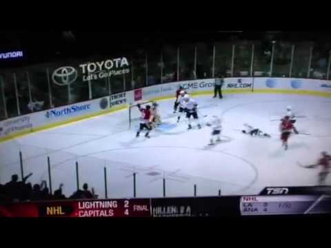 Jonathan Toews bar down!! Unreal shot!