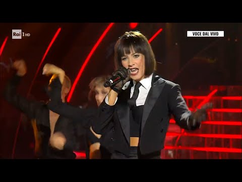 Ginevra Lamborghini - "Annalisa" canta "Mon Amour" - Tale e Quale Show 22/09/2023