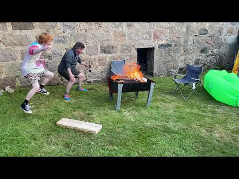 CaveMen want BIG FIRE