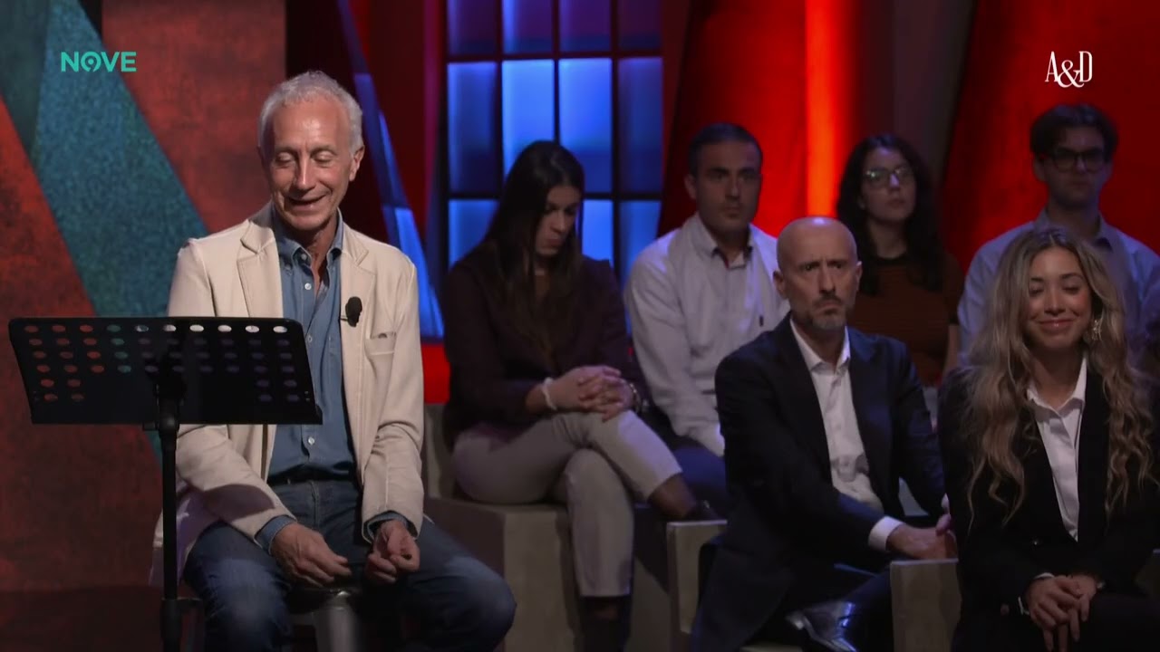 Cos'è davvero la guerra ibrida? La spiegazione di Travaglio | Accordi e Disaccordi