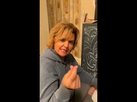 How to Add Details to Your Painted Furniture Pieces Using ALL-IN-ONE Paint & 4 Antiquing Gel Colors!