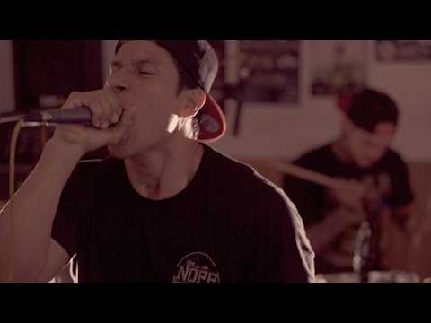 N.O.F.E - Hermandad - La Tonga ( en vivo)