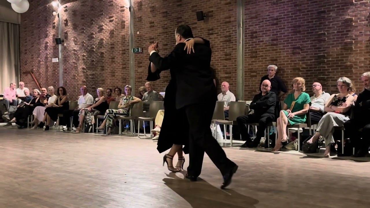 JESÚS VELÁZQUEZ Y MONICA PARRA 1/3