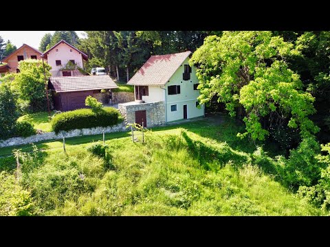 Vikend, Belski vrh, Zavrč