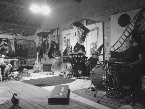 Dandylion - Paulette Wright - live- home-session.