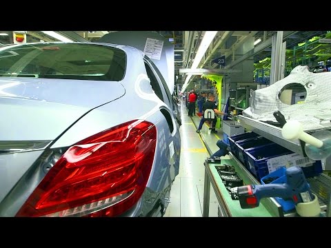 Mercedes C-Klasse W205 Produktion. Plant in Bremen.