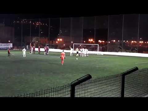CORALLO PORTIERE SEGNA IL GOL DEL 2-2 su punizione all’89º. Goliardica-Little club 2-2