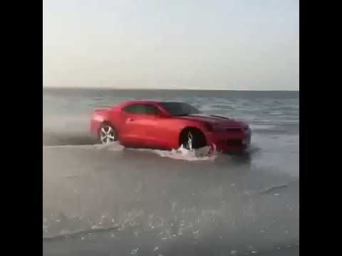 Thumbnail for Noe al drifturilor: cerculețe pe mare cu un Chevrolet Camaro by Chevrolet