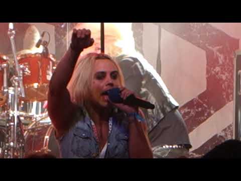 Crashdiet -falling rain-Live @32.Brienzersee Rockfestival 02.08.2019