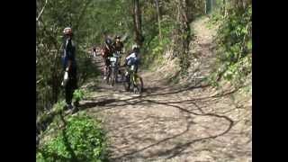 preview picture of video 'Heubacher Mountainbikefestival Bike the Rock 2012 - Klasse U9/U11'