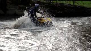 preview picture of video 'can am renegade river cross, he gets wet.'