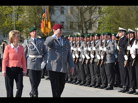 Militärische Ehren - Generalinspekteur Zorn - Ehrenbataillon
