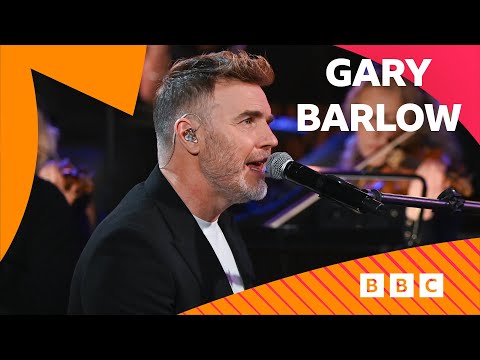 Gary Barlow - People Watching (Sam Fender cover) in the Radio 2 Piano Room