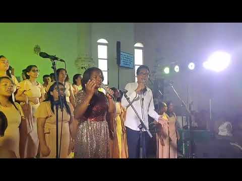 TIAKO LOATRA - MIALY RAKOTOMAMONJY & NJAKATIANA