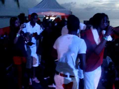 Liquid and Richie loop at DREAM