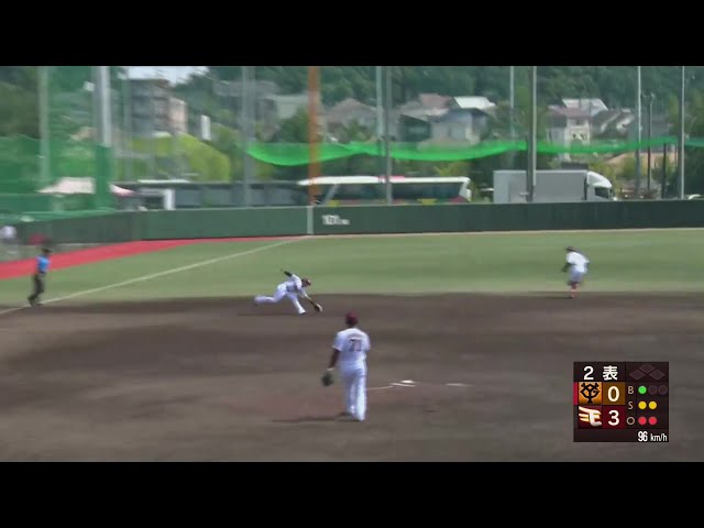 【ファーム】イーグルス・平良竜哉 三遊間の深い打球を上手く処理し好送球でアウトを奪う!!  2024年9月1日 東北楽天ゴールデンイーグルス 対 読売ジャイアンツ