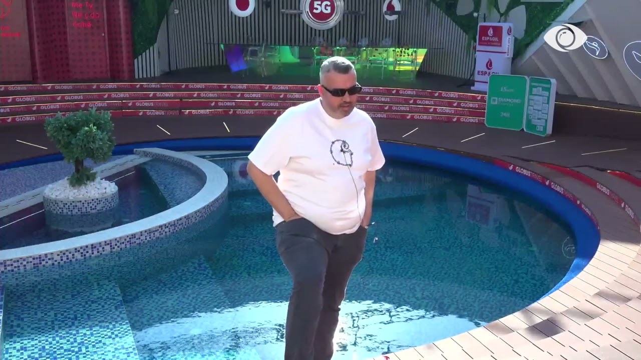 “Ti me mua nuk flet në atë mënyrë”/ Juela debaton me Rogertin