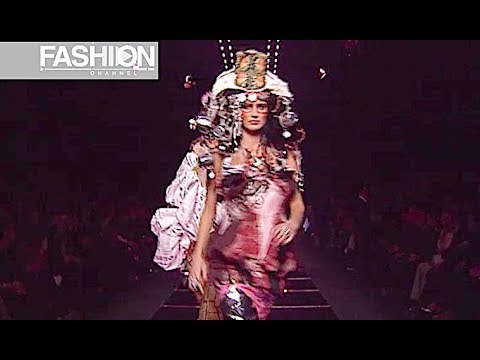 JOHN GALLIANO Fall 2004 2005 Paris - Fashion Channel